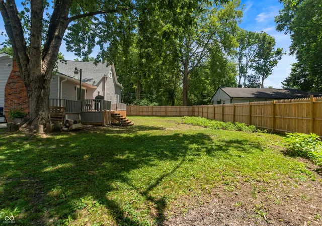38th image of 26 Market St, Indianapolis, IN 46227 | MLS# 22113792