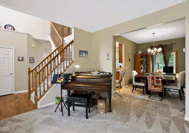 4th image of 281 Wakefield Dr E, Greenwood, IN 46142 | MLS# 22113793