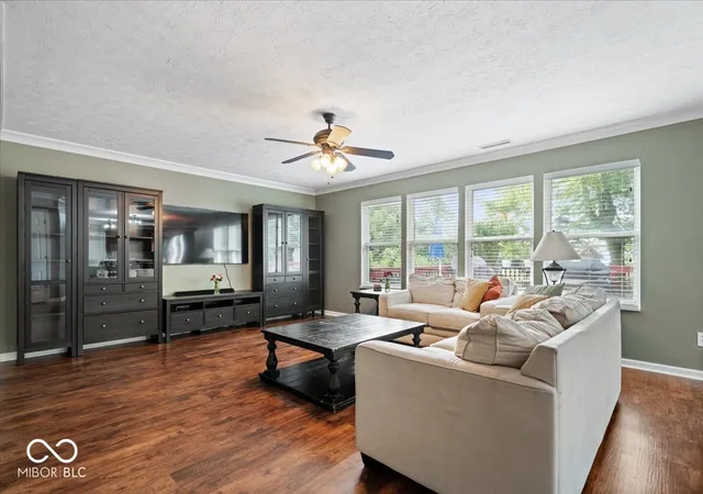 4th image of 6867 Flick Dr, Indianapolis, IN 46237 | MLS# 22113799