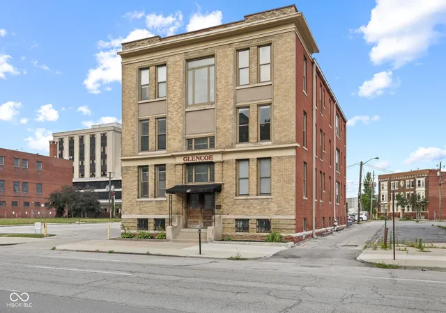 Photo 1 of Condo for sale at 627 N Pennsylvania St #6F, Indianapolis, IN 46204 | MLS# 22113809 | Listing updated on 2026-07-31