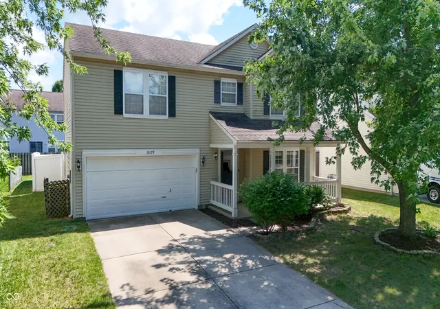 Homes for sale in Fishers, IN | 10179 Holly Berry Cir, Fishers, IN 46038 | MLS# 22113819