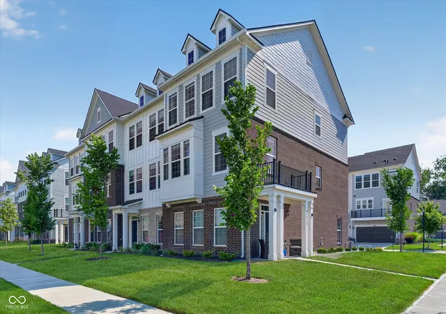 Photo 1 of Sale Pending at 14512 Brecon Ln, Carmel, IN 46074 | MLS# 22113826 | Listing updated on 2026-09-20