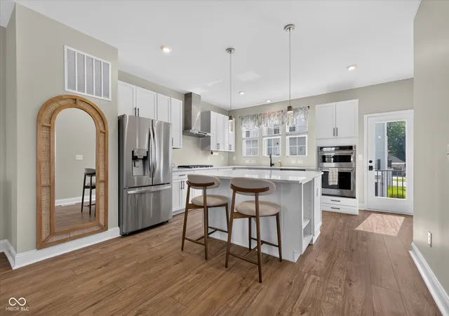 Photo 2 of Sale Pending at 14512 Brecon Ln, Carmel, IN 46074 | MLS# 22113826 | Listing updated on 2026-09-20
