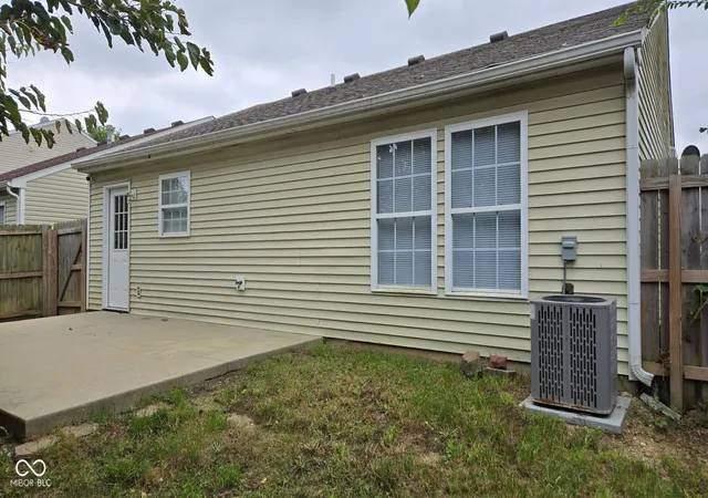 Photo 29 of Single family home for sale at 6647 Everbloom Ln, Indianapolis, IN 46217 | MLS# 22113843 | Listing updated on 2026-10-21