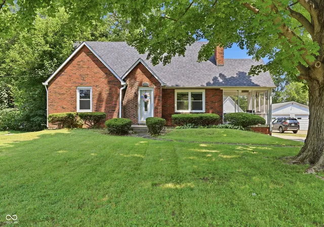 Photo 1 of Single family home for sale at 1112 North Dr, Anderson, IN 46011 | MLS# 22113863 | Listing updated on 2026-10-06