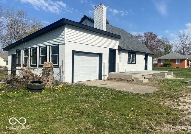 1st image of 705 Lennox St, Anderson, IN 46012 | MLS# 22113866