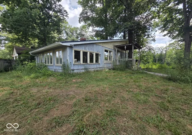 1st image of 7865 N 330 W, Columbus, IN 47201 | MLS# 22113884