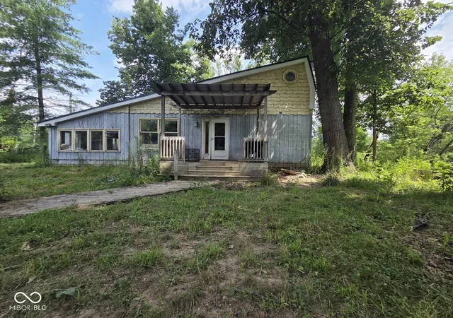 2nd image of 7865 N 330 W, Columbus, IN 47201 | MLS# 22113884