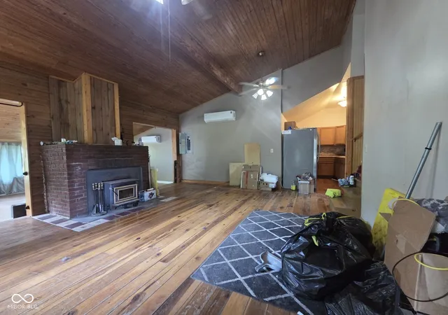 3rd image of 7865 N 330 W, Columbus, IN 47201 | MLS# 22113884