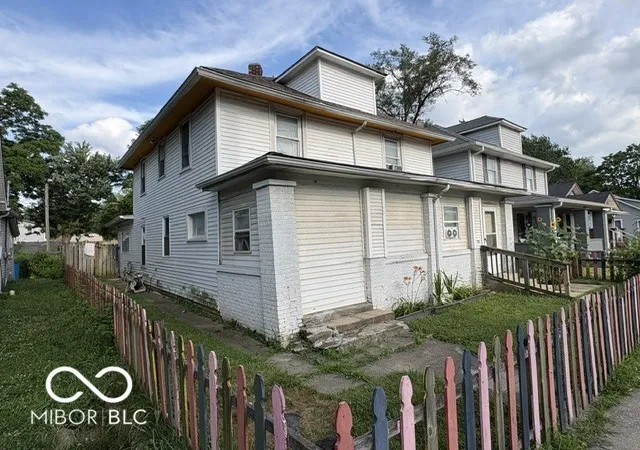 Photo 3 of Single family home for sale at 2905 N Sherman Dr, Indianapolis, IN 46218 | MLS# 22113897 | Listing updated on 2026-10-07