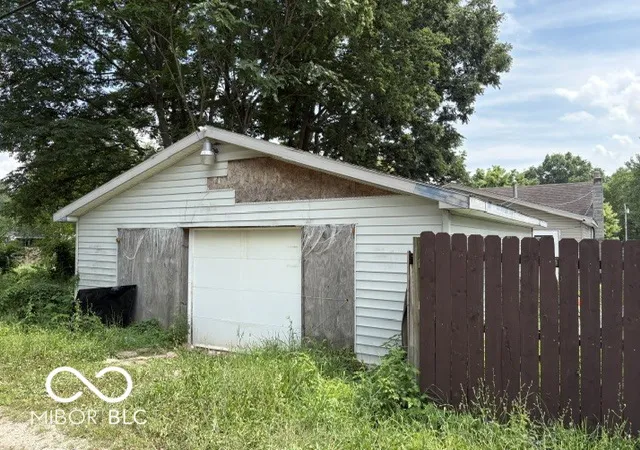 4th image of 1112 W 18th St, Muncie, IN 47302 | MLS# 22113898
