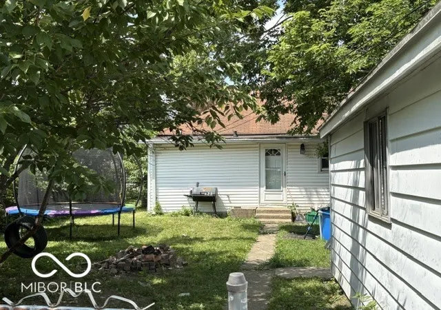 4th image of 1425 W 10th St, Muncie, IN 47302 | MLS# 22113899