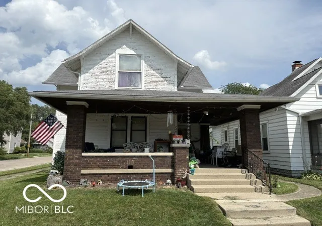 1st image of 740 N Jefferson St, Muncie, IN 47305 | MLS# 22113903