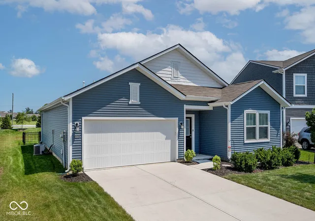 Photo 1 of Single family home for sale at 11754 Hartwell St, Indianapolis, IN 46235 | MLS# 22113910 | Listing updated on 2026-09-17