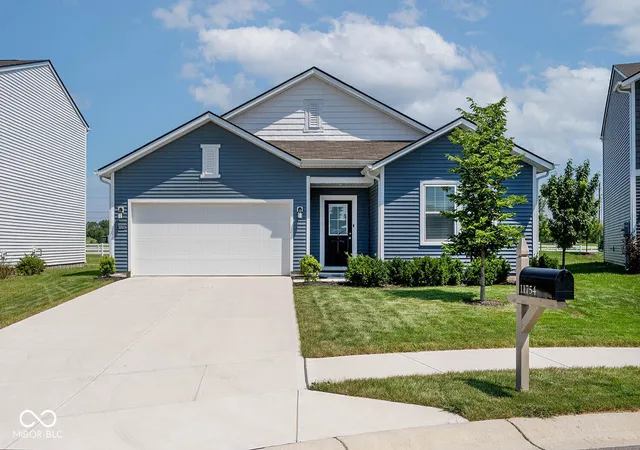 Photo 2 of Single family home for sale at 11754 Hartwell St, Indianapolis, IN 46235 | MLS# 22113910 | Listing updated on 2026-09-17