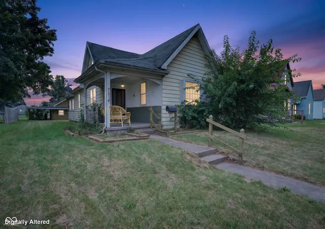 1st image of 1311 S J St S, Elwood, IN 46036 | MLS# 22113928