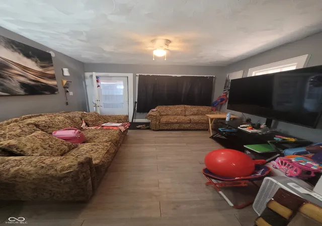 Photo 3 of House for sale at 3824 Parrish Ave, East Chicago, IN 46312 | MLS# 22113946 | Listing updated on 2026-08-25