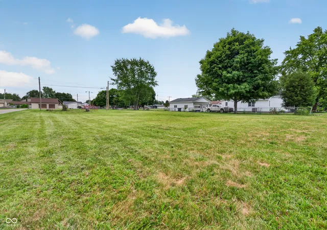 1st image of 849 N 11th St N, Elwood, IN 46036 | MLS# 22113949