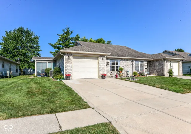 3rd image of 2038 Flamingo Wy, Franklin, IN 46131 | MLS# 22113971