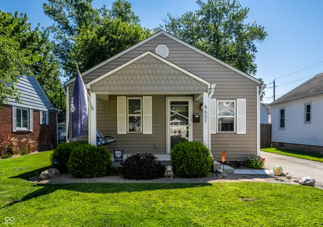 1st image of 4621 Crittenden Ave, Indianapolis, IN 46205 | MLS# 22113984
