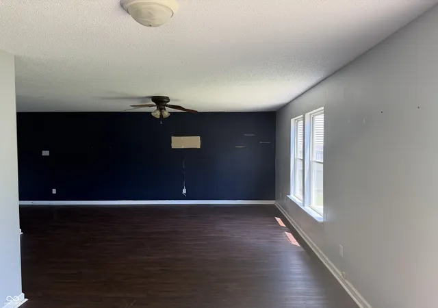 5th image of 2525 Summerwood Ln, Greenwood, IN 46143 | MLS# 22113987