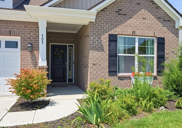 Photo 3 of Single family home for sale at 505 Persimmon Pass, Lapel, IN 46051 | MLS# 22113988 | Listing updated on 2026-09-03