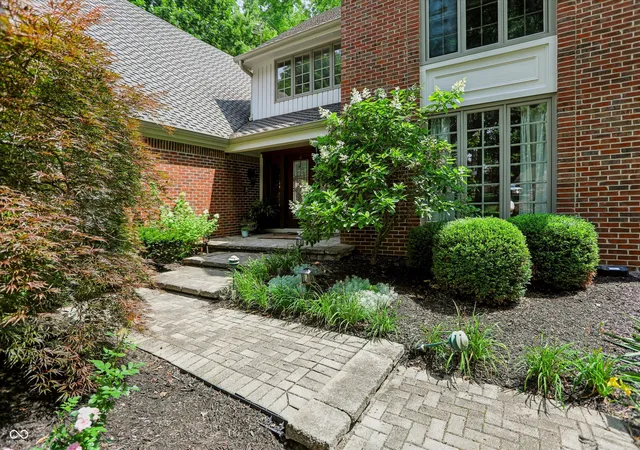 Photo 3 of Sale Pending at 4149 Waterbrook Way, Greenwood, IN 46143 | MLS# 22113994 | Listing updated on 2026-09-14