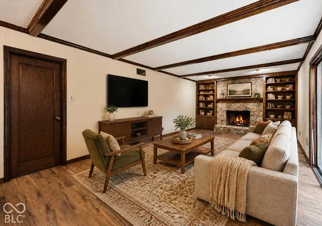 Photo 3 of Single family home for sale at 206 Westminster Dr, Noblesville, IN 46060 | MLS# 22113996 | Listing updated on 2026-09-24