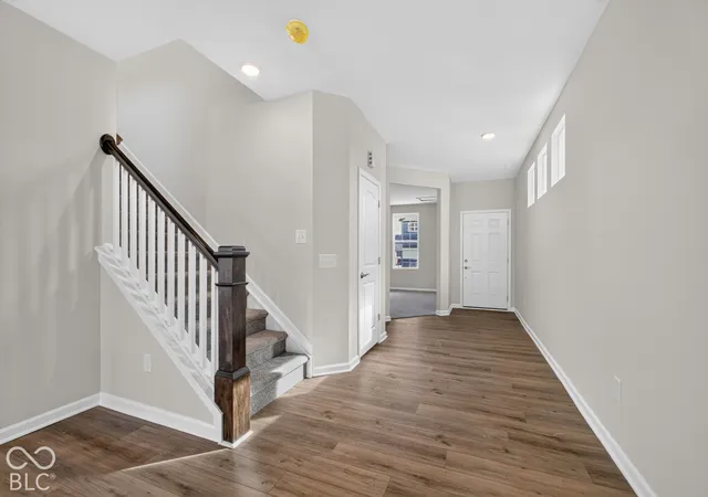 Photo 2 of Single family home for sale at 2588 Madison Ln, Muncie, IN | MLS# 22114001 | Listing updated on 2026-10-28