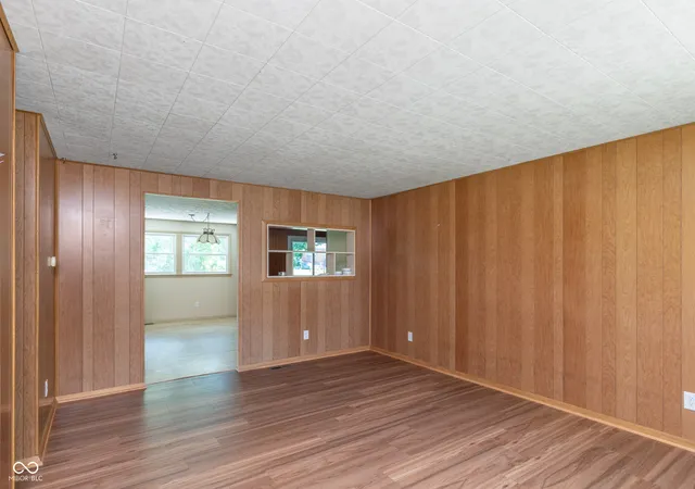 Photo 3 of Single family home for sale at 10325 Rockford Ct, Indianapolis, IN 46229 | MLS# 22114004 | Listing updated on 2026-09-24