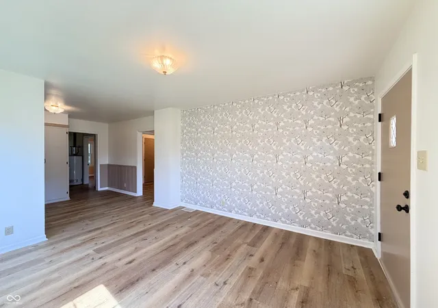 Photo 4 of Single family home for sale at 2550 S Pennsylvania St, Indianapolis, IN 46225 | MLS# 22114005 | Listing updated on 2026-09-30
