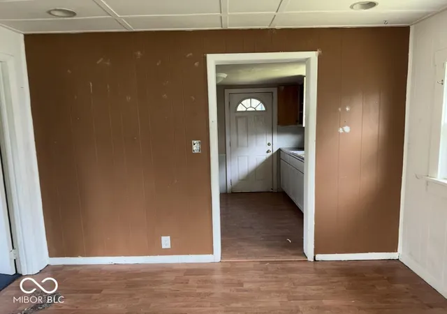 5th image of 2224 Lafayette St, Anderson, IN 46012 | MLS# 22114007