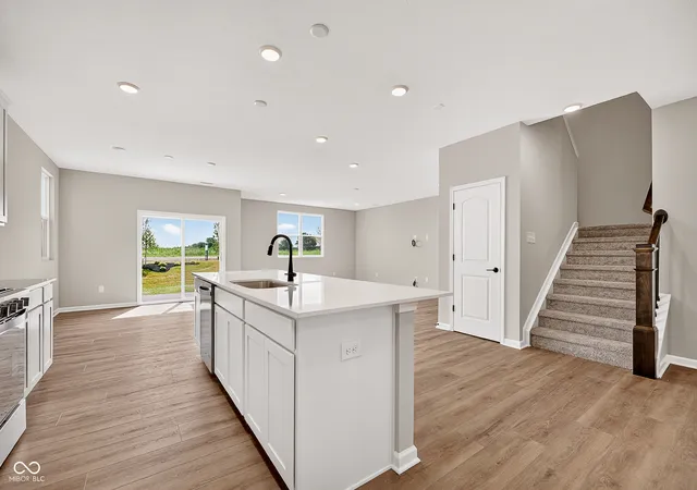 2nd image of 903 Sugarland Wy, Greenwood, IN 46143 | MLS# 22114010