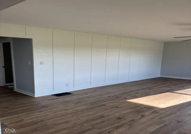Photo 3 of Single family home for sale at 13331 E 25th Street, Columbus, IN 47203 | MLS# 22114011 | Listing updated on 2026-09-22