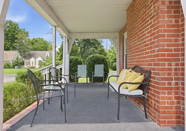 4th image of 1303 16Th St, Columbus, IN 47201 | MLS# 22114017