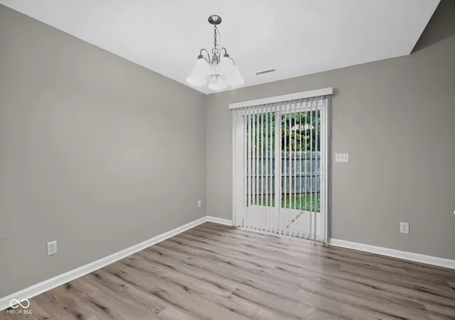 Photo 4 of Sale Pending at 4705 Falcon Run Way, Indianapolis, IN 46254 | MLS# 22114025 | Listing updated on 2026-09-13