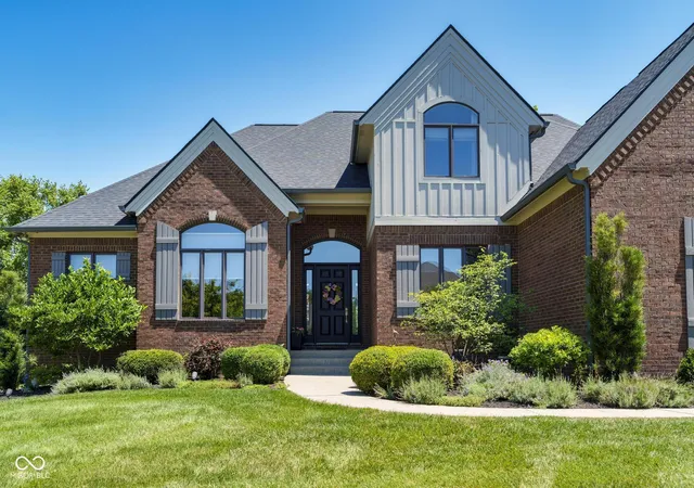 1st image of 11108 Golden Bear Wy, Noblesville, IN 46060 | MLS# 22114044