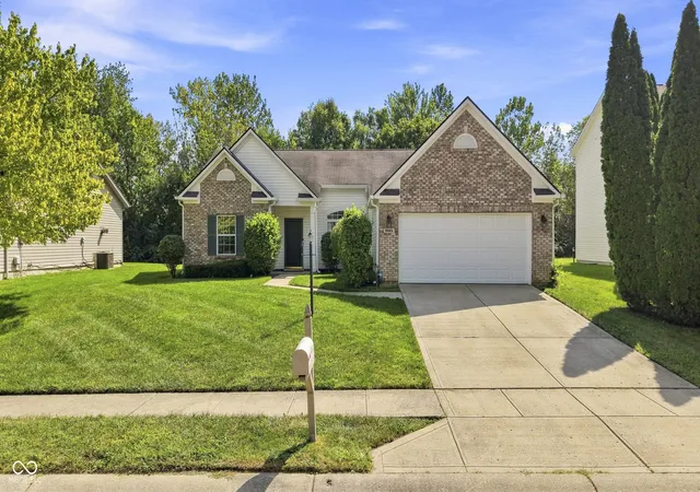 Photo 1 of Sale Pending at 6445 Kentstone Dr, Indianapolis, IN 46268 | MLS# 22114068 | Listing updated on 2026-09-20