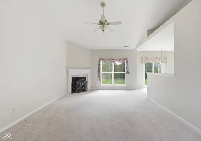 Photo 4 of Sale Pending at 6445 Kentstone Dr, Indianapolis, IN 46268 | MLS# 22114068 | Listing updated on 2026-09-20