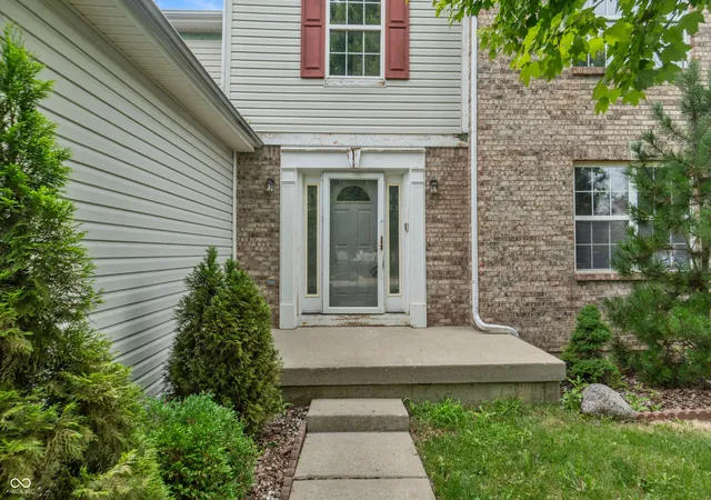 Photo 1 of Single family home for sale at 8546 Walden Tr Ct, Indianapolis, IN 46278 | MLS# 22114086 | Listing updated on 2026-08-27