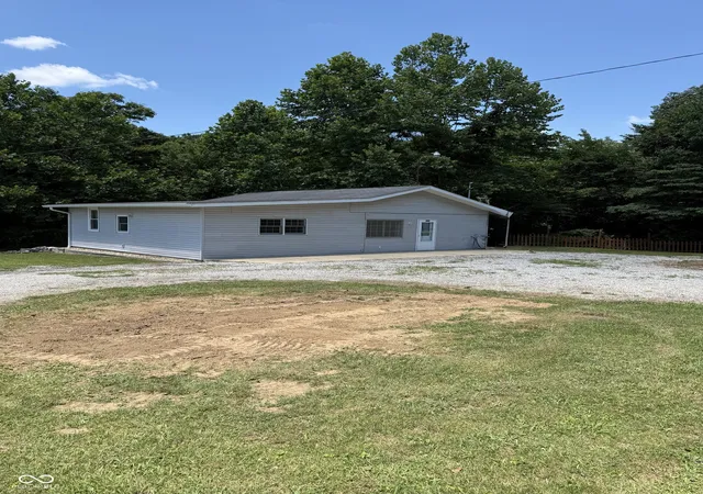 Photo 3 of Sale Pending at 505 N County Rd 25 E, North Vernon, IN 47265 | MLS# 22114096 | Listing updated on 2026-07-24