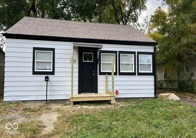 Multi family home for sale at 1201 Wade St, Indianapolis, IN 46203 | MLS# 22114118