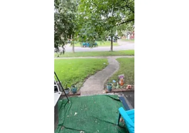 Photo 5 of Single family home for sale at 1350 Ravenswood, Evansville, IN 47714 | MLS# 22114140 | Listing updated on 2026-08-11