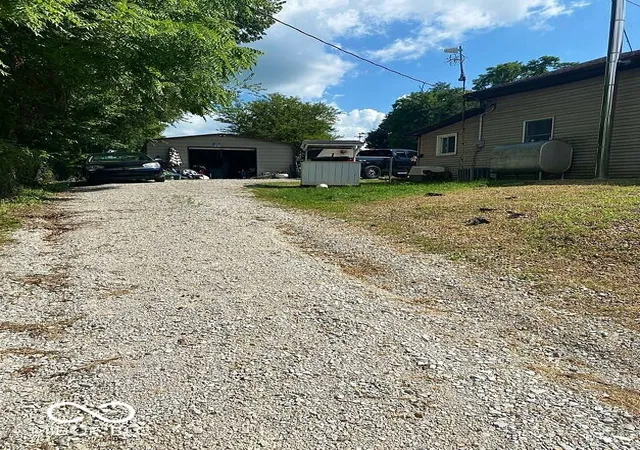 2nd image of 5232 E Us Hwy 40, Greencastle, IN 46135 | MLS# 22114147