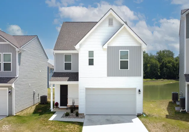 1st image of 1975 Stella Rock Ct, Columbus, IN 47201 | MLS# 22114150