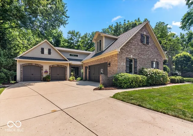 Photo 2 of Sale Pending at 631 Peach Tree Ct, Danville, IN 46122 | MLS# 22114161 | Listing updated on 2026-10-09