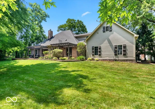 Photo 3 of Sale Pending at 631 Peach Tree Ct, Danville, IN 46122 | MLS# 22114161 | Listing updated on 2026-10-09