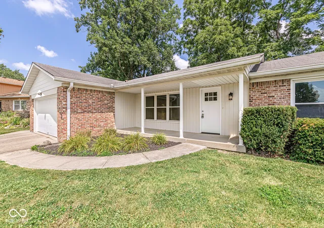 Photo 2 of Single family home for sale at 24 Hilltop, Danville, IN 46122 | MLS# 22114177 | Listing updated on 2026-09-02