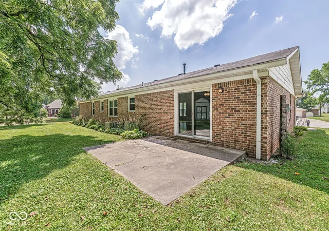 Photo 4 of Single family home for sale at 24 Hilltop, Danville, IN 46122 | MLS# 22114177 | Listing updated on 2026-09-02