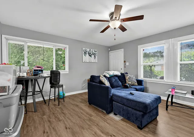 Photo 3 of Single family home for sale at 4930 Barlow Dr, Indianapolis, IN 46226 | MLS# 22114200 | Listing updated on 2026-09-25